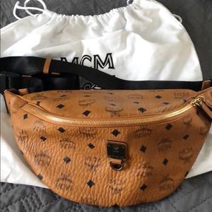 Fursten Visetos Small Belt Bag